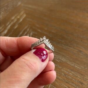 Elegant Silver Women's Ring